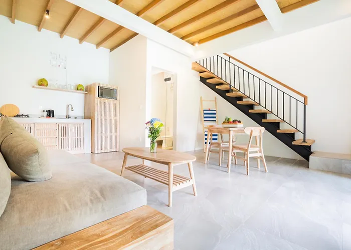 Loft Baan Sea Nok - Private Living Room, Kitchen, Ac - Bingin Apartment *